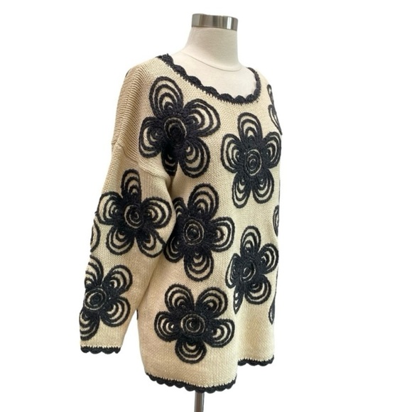 Long Sleeve Floral Print Embroidered Knit Sweater By Incognito Vintage - Picture 4 of 8